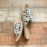 Chinese Laundry Real Fur Printed Cow Hair Slip On Sandals NWOT- Size 6.5