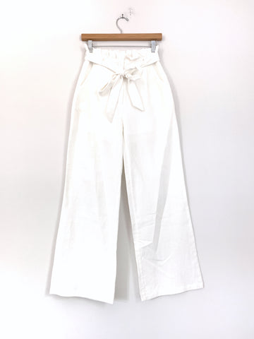 Vestique Paperbag Waist Belted Pants- Size S (Inseam 26.5”)