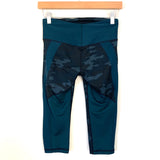 Lululemon Blue Camo Crop Legging- Size 4 (Inseam 15")