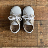 Footmates White/Tan Saddle Shoes- Size M (5)