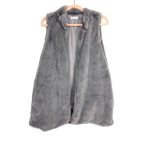 Chic Soul Grey Faux Fur Vest- Size 1X