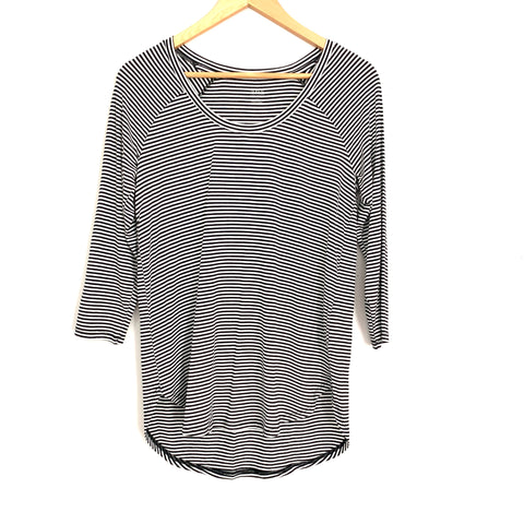A.n.a Striped 3/4 Scoop Neck Blouse- Size XS