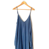 Lovestitch V-Neck Chambray Pocket Maxi Dress- Size M/L