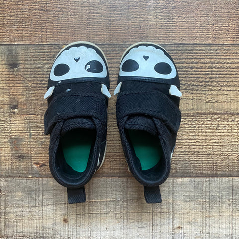 Ikiki Black/White Panda Shoes- Size 6 (see notes)
