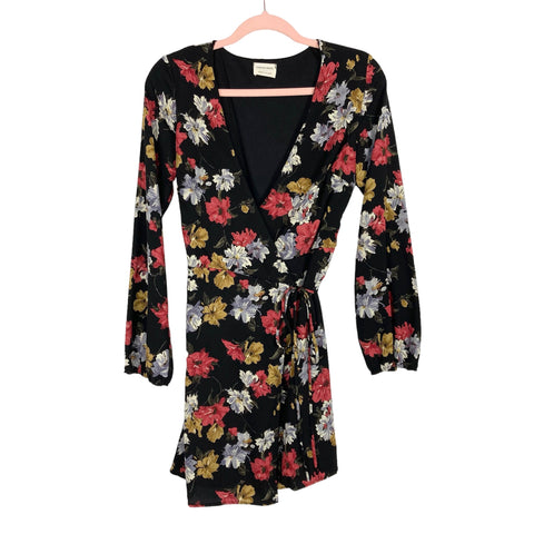 Emory Park Black with Floral Pattern Wrap Dress- Size M