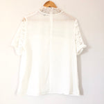 Gibson White Lace Mock Neck Top- Size L