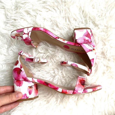 JUSTFAB Pink Floral Block Heel- Size 7 (LIKE BRAND NEW)