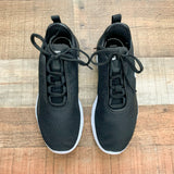 Pre-owned Nike Black/White Sneakers- Size 7 (In Great Condition!)