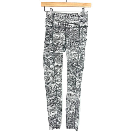 Lululemon Grey and White Snakeskin Print Side Pocket Leggings- Size 4 (Inseam 24")