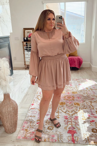 Amaryllis Blush Cinched Waist and Front Keyhole Dress- Size XL