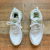 Nike Joyride Run White/Light Green Comforting Cushioning System Sneakers- Size 9.5  (Brand new condition!)
