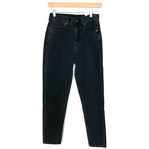 American Eagle Black Mom Jeans NWT- Size 00 Short (Inseam 25”)