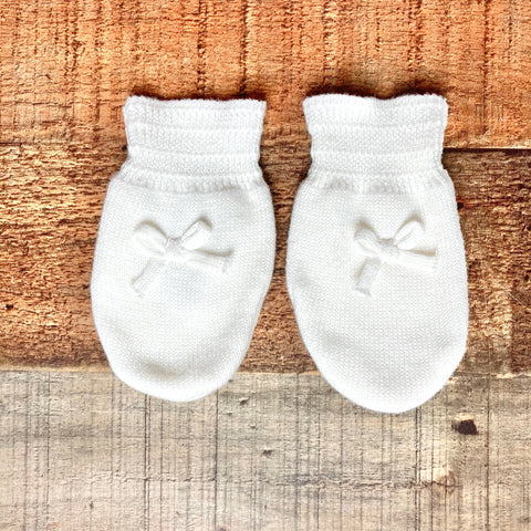 No Brand Cream Knit Bow Mittens- Size 6M