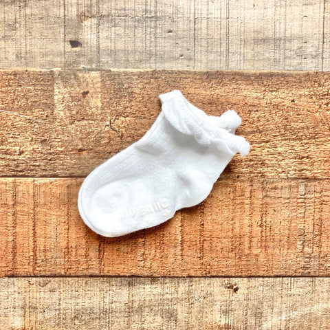 Kid's Basic White Ruffle Cuff Socks- Size ~18-24M (see notes)