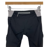 Lululemon Black with Grey Waist Band and Ruffled Side Seams Cropped Leggings- Size 4 (Inseam 16")