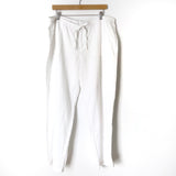 Liz Claiborne White Elastic Waist Pants- Size XL (Inseam 29")