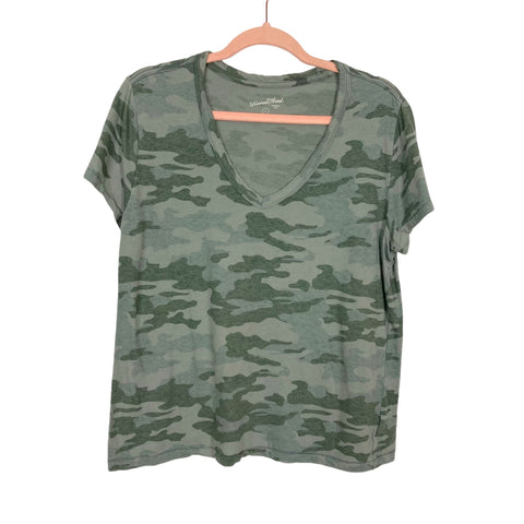 Universal Thread Camo V-Neck Tee- Size L