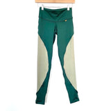 Fit Mama Two Toned Green Leggings NWT- Size S (Inseam 27”)