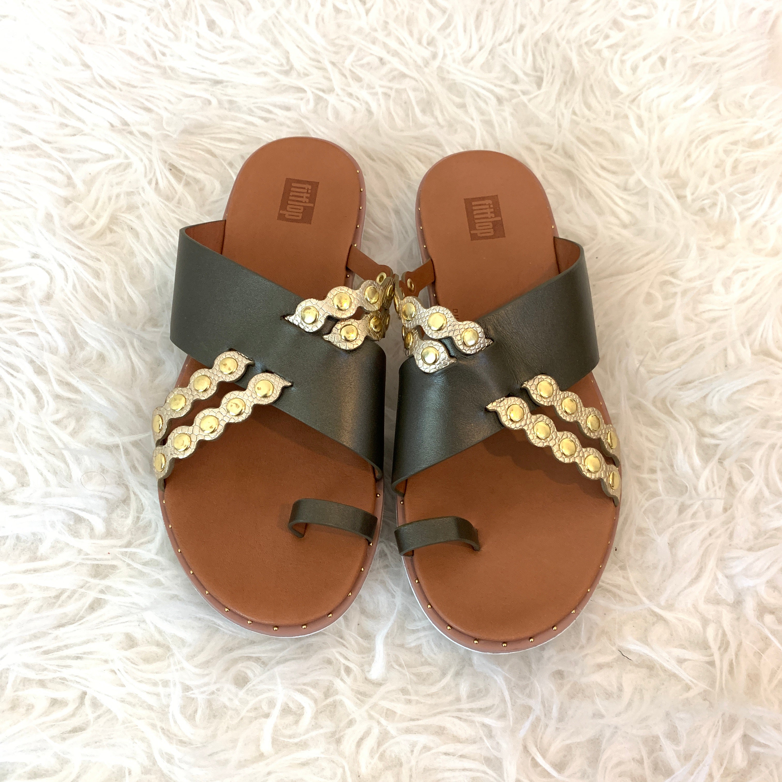 Fitflop Olive Scalloped Slide Sandal- Size 7 – The Saved Collection