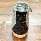 P448 Skate Glitter Side Zipper High Top Sneakers- Size ~8.5 (see notes, great condition!)