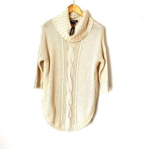 Express Cream Turtleneck Knit 3/4 Sleeve Round Hem Sweater NWT- Size XS