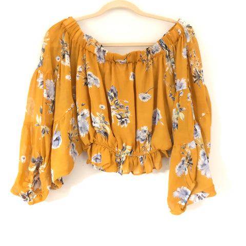 Vestique Floral Off the Shoulder Batwing Sleeve Crop Top- Size S