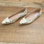 Jameschan White/Gold Animal Print Flats- Size 6.5 (Great Condition)