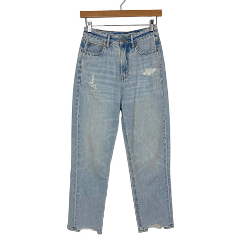 American Eagle Light Wash Distressed Highest Rise Boyfriend Jeans NWT- Size 0 Short (Inseam 24.5”)