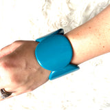 No Brand Teal Scalloped Bangle