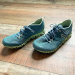 On Engineering Teal Sneakers- Size 7.5 (GREAT CONDITION)