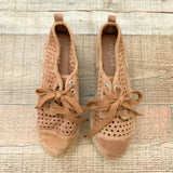 J/ Slides Camel Perforated Espadrille Tie Shoes- Size 7 Like New