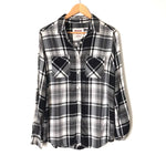 Mossimo Black and White Plaid Button Up Boyfriend Fit Top- Size S