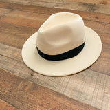 Pineapple & Star Star Paper Straw Fedora Hat NWT- Size Medium 22 1/2"-22 3/4"