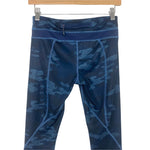 Lululemon Blue Camouflage Cropped Leggings- Size 4 (Inseam 21.5")