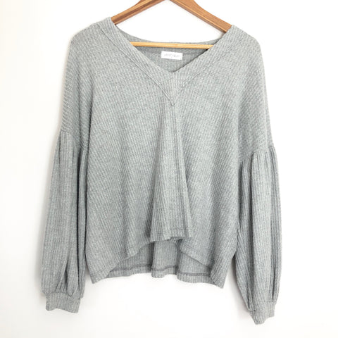 Vestique Grey Peasant Sleeve Sweater NWT- Size S