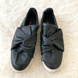 Betseyville Black Leather Twist Tie Slip On- Size 9.5