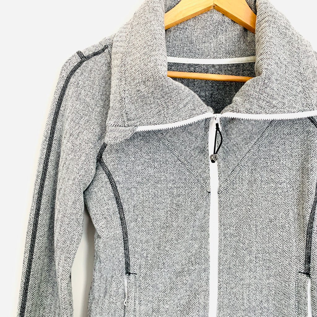 Lululemon Be Present Herringbone Jacket- Size 4 – The Saved Collection