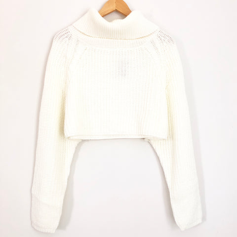 Vestique Ivory Knit Crop Turtleneck Sweater NWT- Size S/M