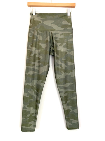 Core 10 Camo Crop Pants- Size S
